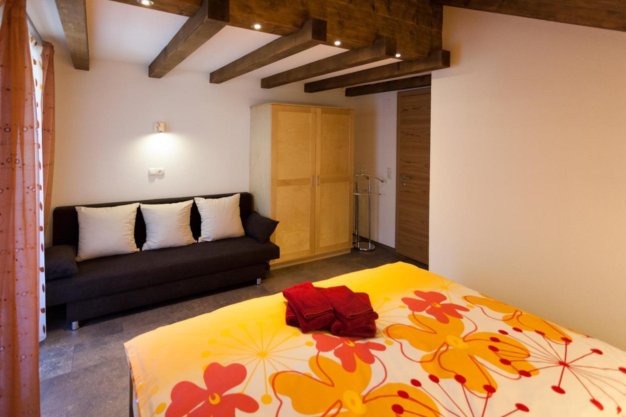Ferienwohnungen Franz Pfeifer / Beatrice Roduner Gaschurn Chambre photo